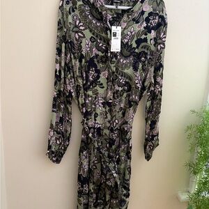 Elegant Floral Long Sleeve 👗 Olsen dress. Flowy and light.